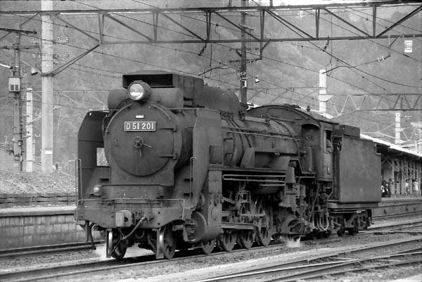 D51201