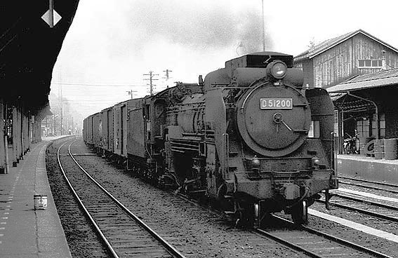 D51200