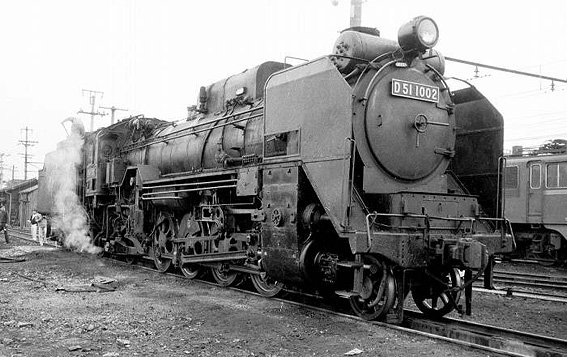 D511002