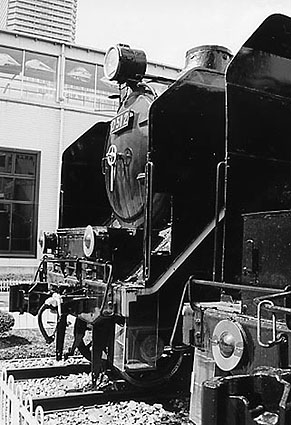 D512