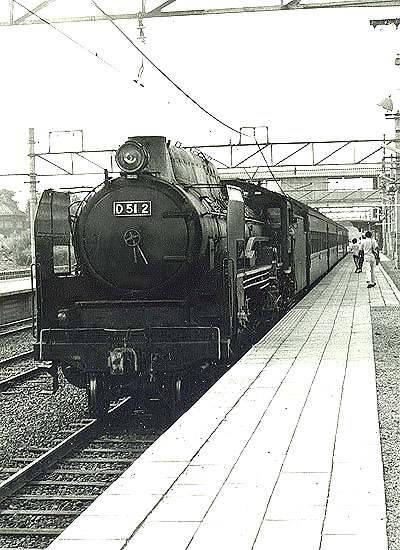 D512