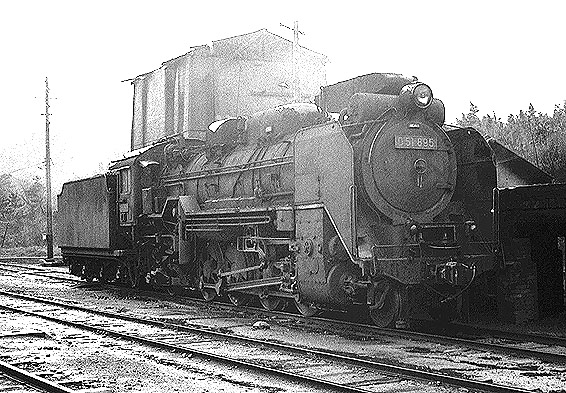 D51895